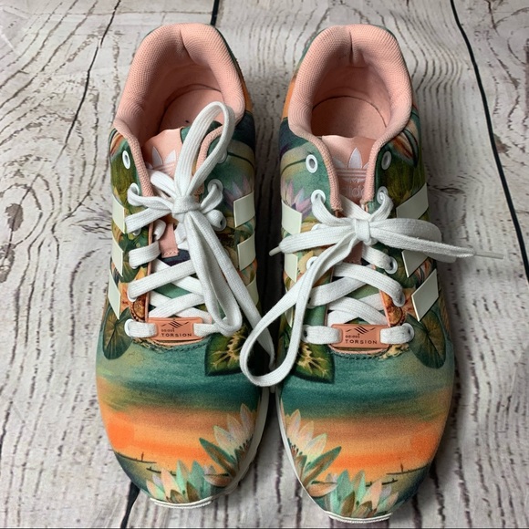 Adidas ZX FLUX Tropical Print Sneakers. - Picture 4 of 11